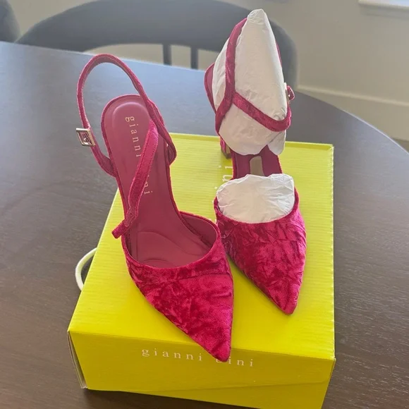 Gianni Bini Fuchsia Velvet Pointed-Toe Slingback Heels - Picture 1 of 5